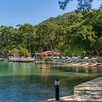 Hotel Bay