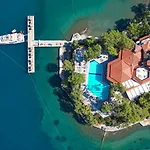 Hotel Bay 5*