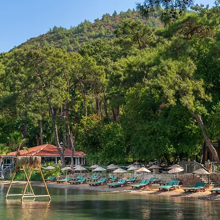 Отель Bay