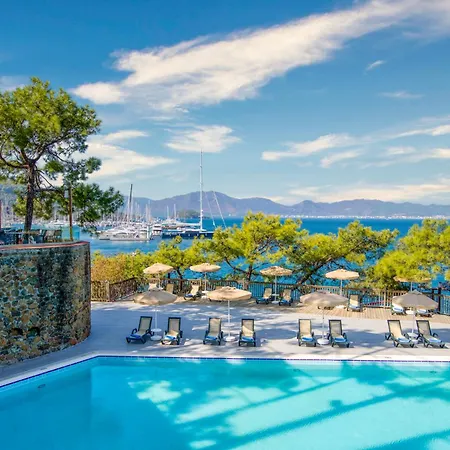 Bay Otel 5*
