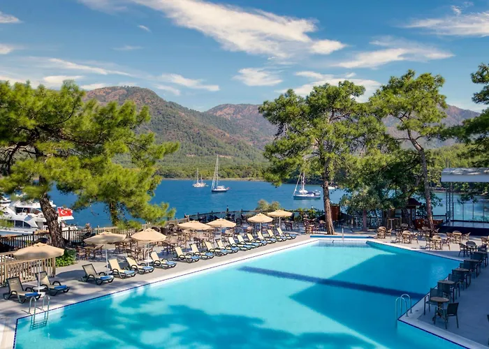 Bay Hotel