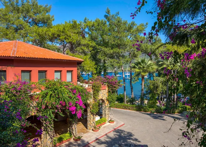 Bay Hotel 5*