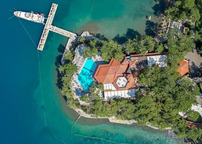 Bay Hotel