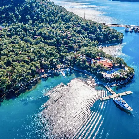 Bay Szálloda